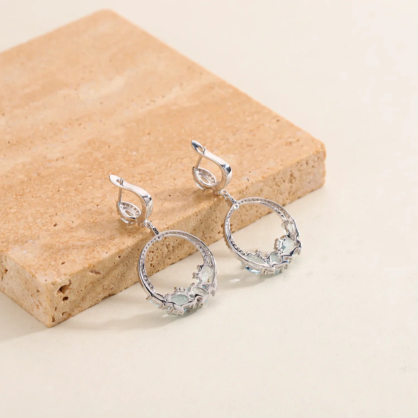 GEM'S BALLET Natural Gems Circle Earring