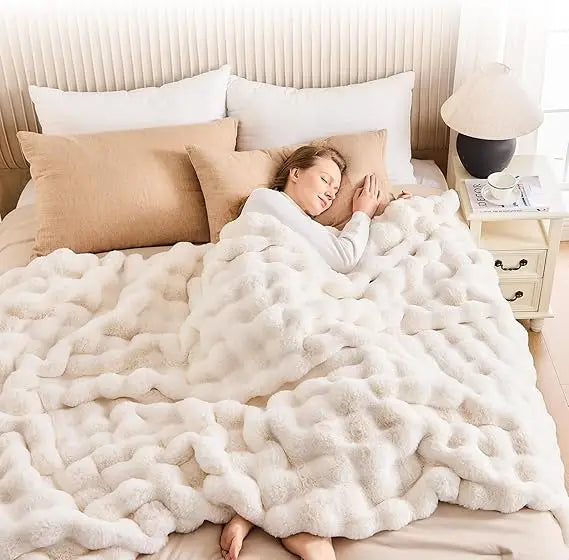 Faux Fur Throw Blanket