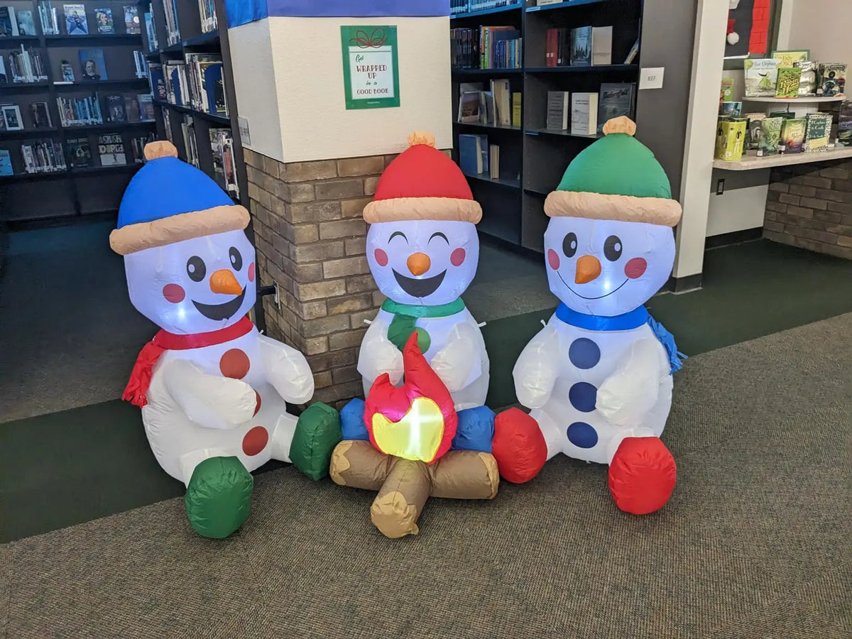 6 FT Long Christmas Inflatable Snowmen with Campfire with Built-in LEDs